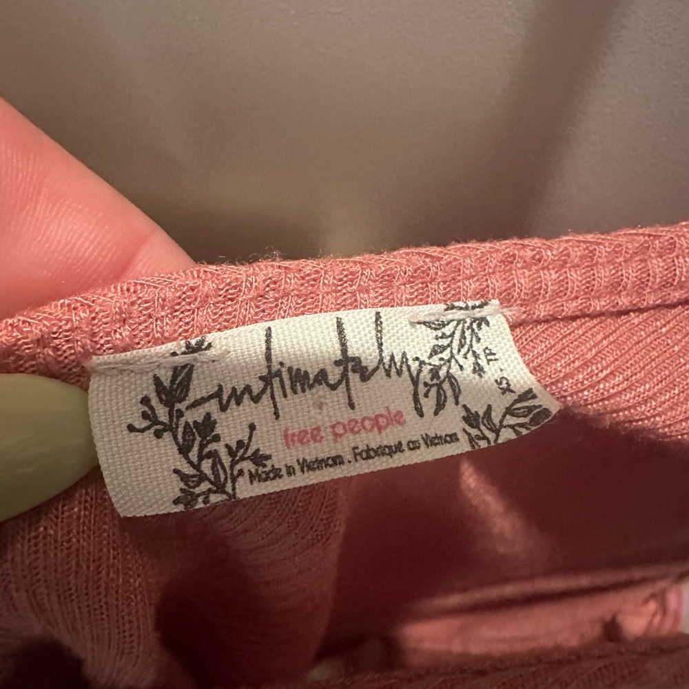 Free People Pink Tank - Picture 3 of 3
